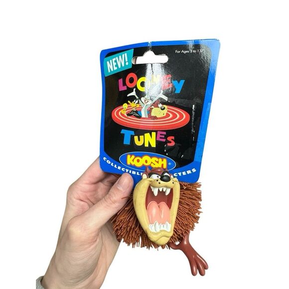 Warner Bros. Other - Looney tunes Tasmanian devil koosh